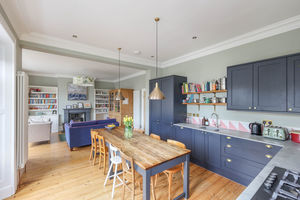 Photo 7- click for photo gallery